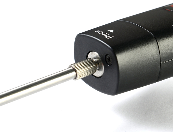 YVT-2機械故障聽診器有高靈敏探頭,可以查探出任何機械發(fā)出雜聲的部位。無論是活門震顫,挺桿震響,松動的活塞,齒輪和泵的各類震響,繼電器的螺線管操作的聲響,都可以清晰地查探出來。